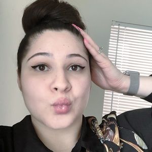 Meet your Posher, Catherine